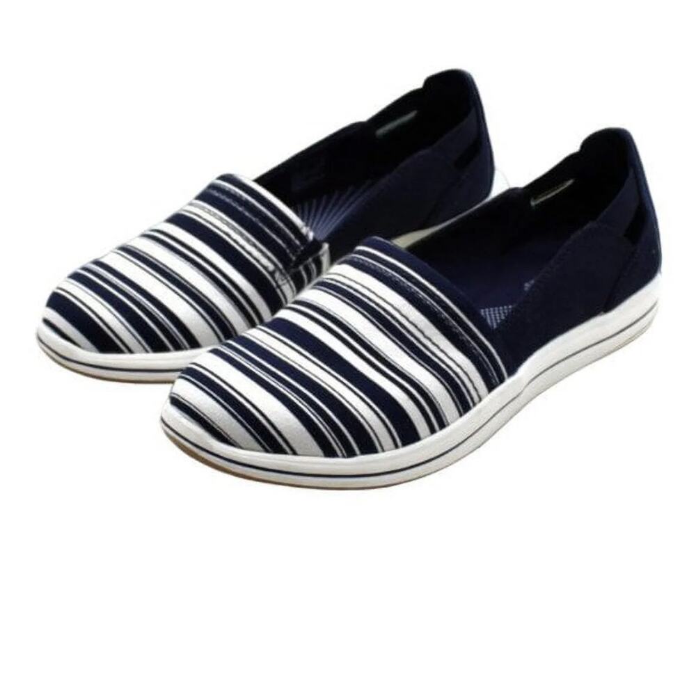 Clarks cloudstepper slip on women’s size 11 navy and white